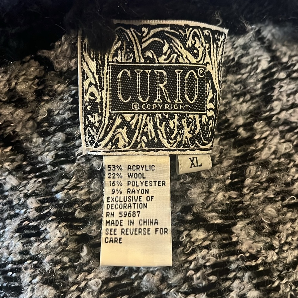 Curio Sleeveless Long Snap Front Sweater Cardigan - Picture 4 of 6